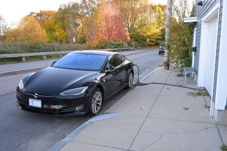 Tesla Vampire Drain: How Much Battery Your Tesla Loses While Parked (2026)