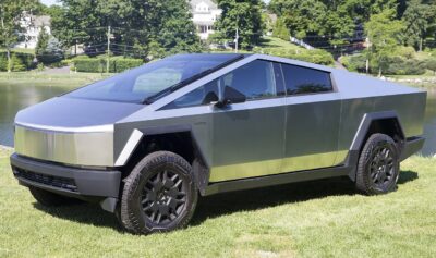 Writing Off a Tesla for Business in 2026: Section 179, Bonus Depreciation and Canada’s $61,000 Class 54 Rule